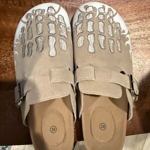 Beige Mules with Embroidered Design